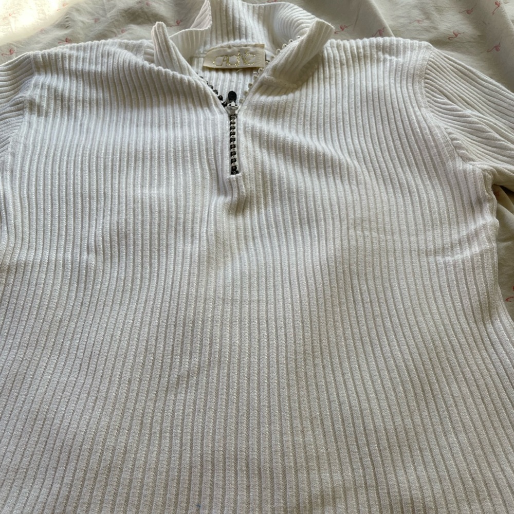 Cache Blouse - Picture 4 of 4